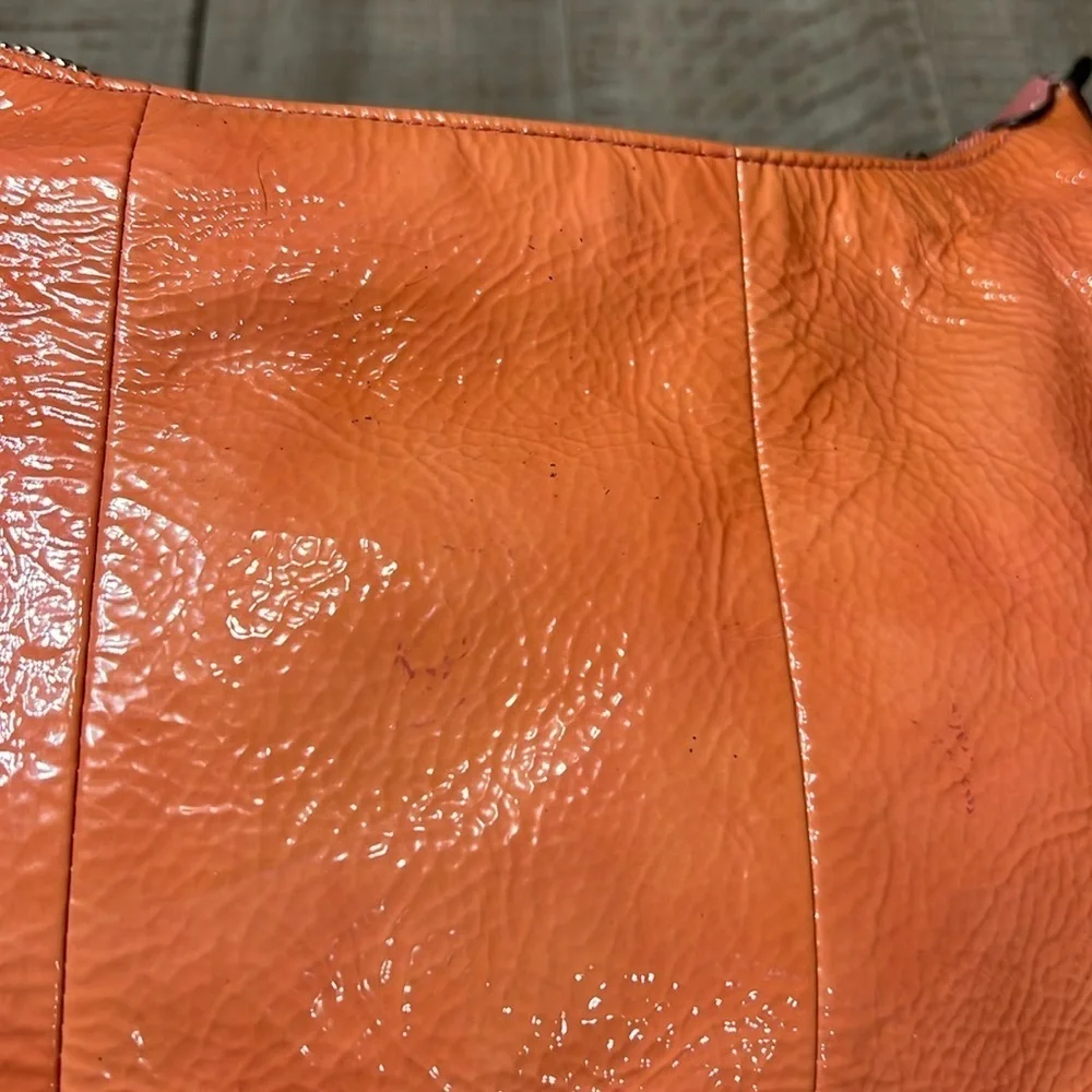 COACH 19299 KRISTIN PATENT LEATHER ROSE HOBO BAG Vintage VGUC few ink marks